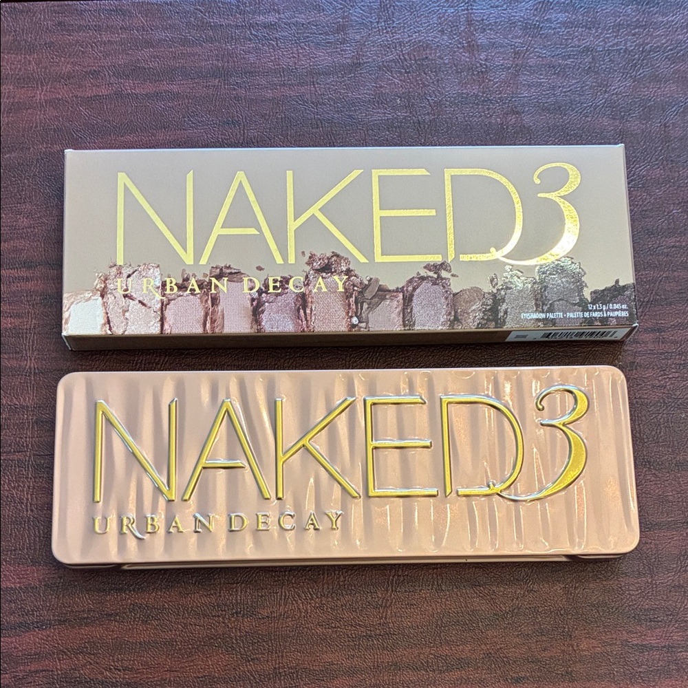 Urban Decay NAKED3 Eyeshadow Palette with Brush